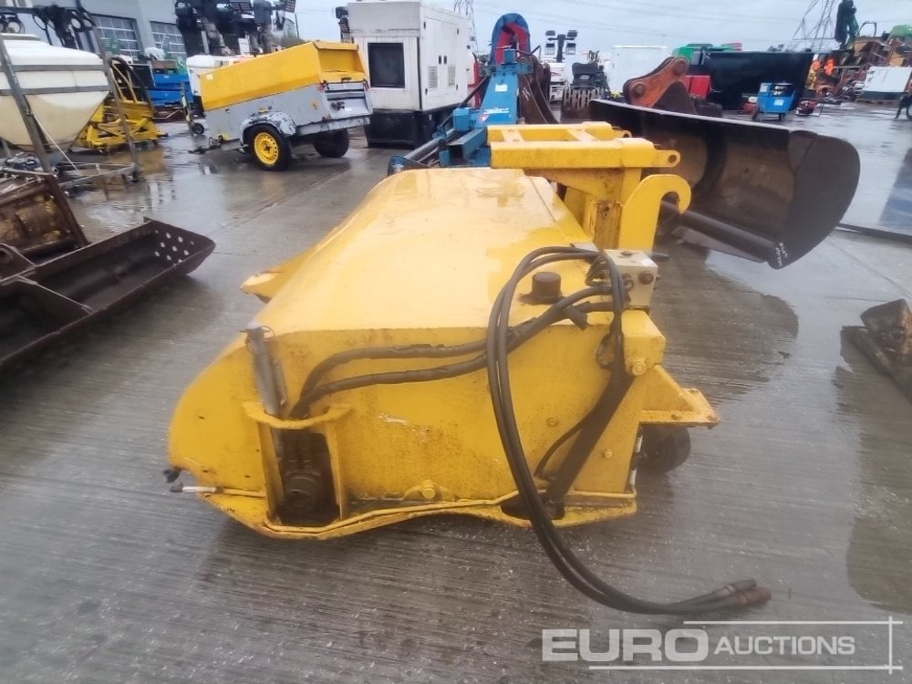 2008 JCB SC240 - Equipo de manutención: foto 2 2008 JCB SC240 - Equipo de manutención: foto 2