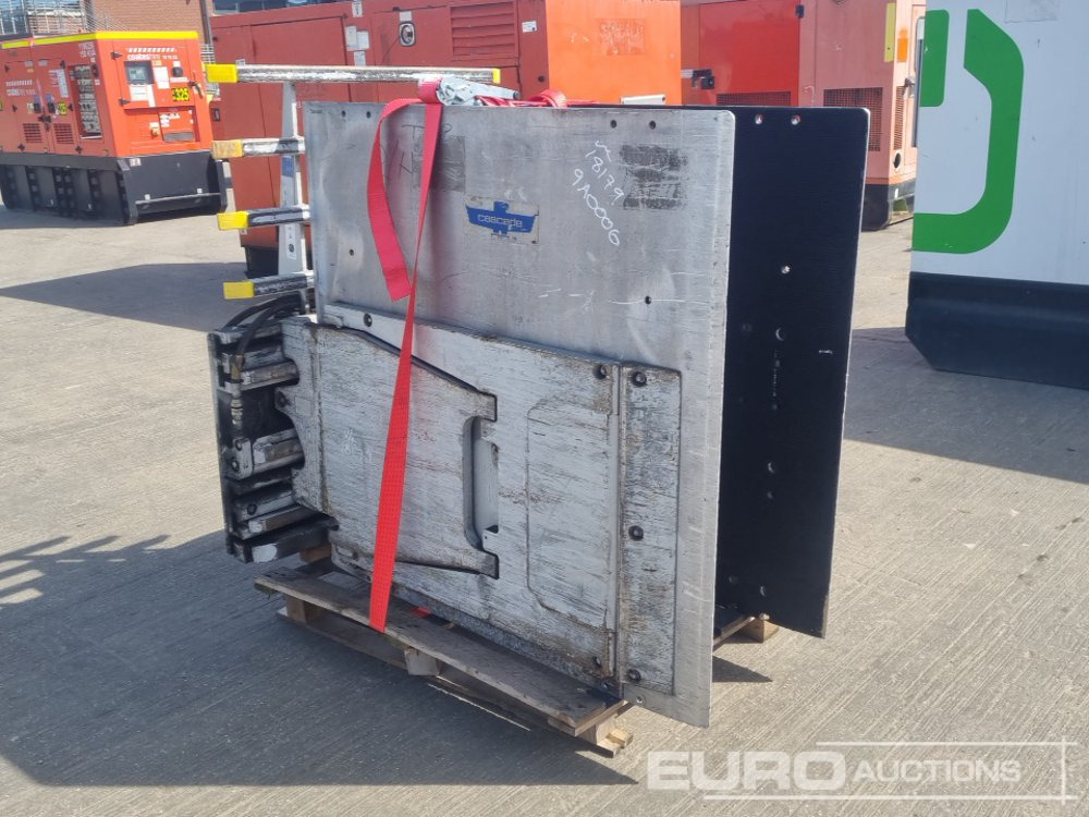 Equipo de manutención Cascade Hydraulic Bale Clamp to suit Forklift: foto 7