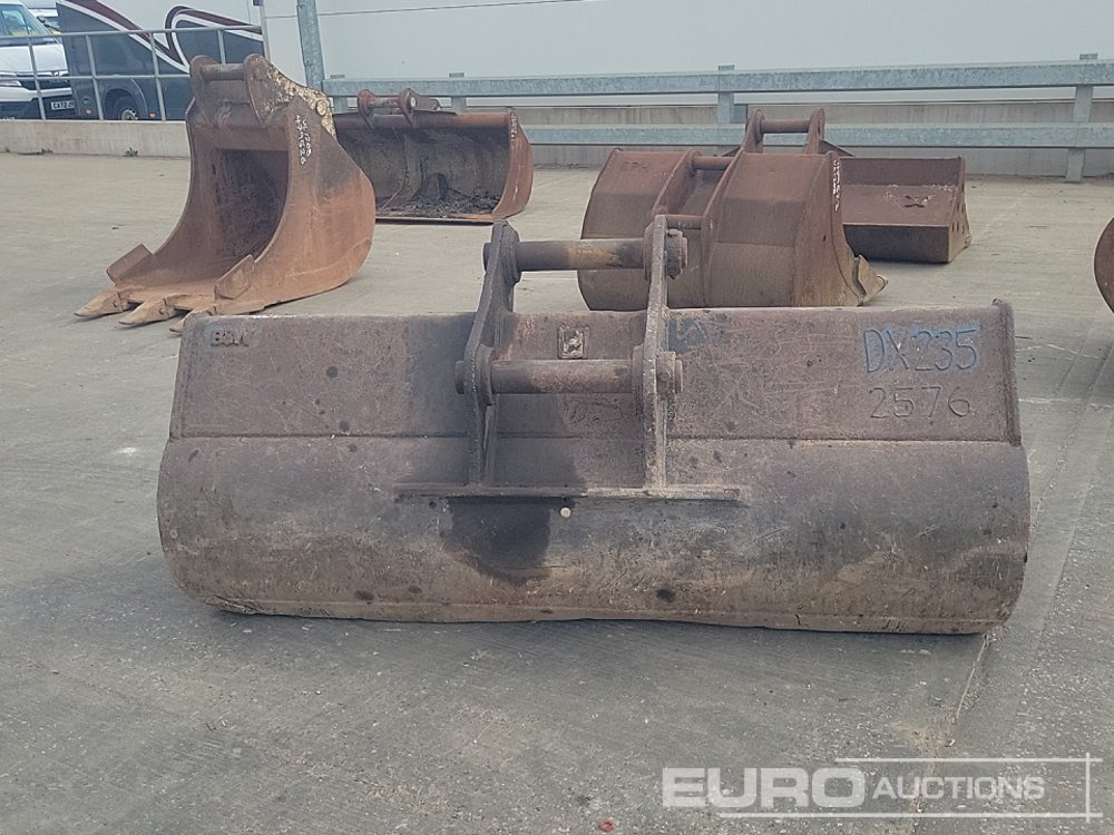 Geith 82" Ditching Bucket 80mm Pin to suit 20 Ton Excavator - Cazo: foto 4 Geith 82" Ditching Bucket 80mm Pin to suit 20 Ton Excavator - Cazo: foto 4