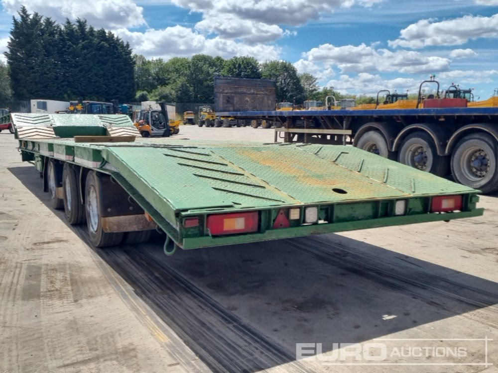General Trailers Tri Axle Step Frame Low Loader Trailer - Góndola rebajadas semirremolque: foto 3 General Trailers Tri Axle Step Frame Low Loader Trailer - Góndola rebajadas semirremolque: foto 3