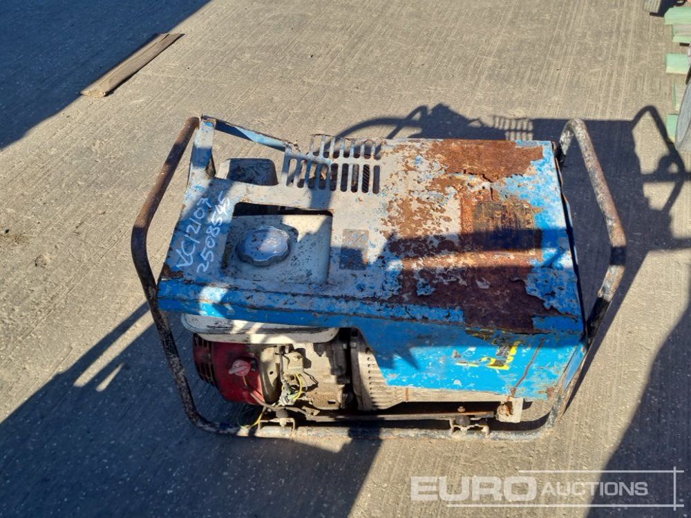 Genset 250Volt Generator, Honda Engine - Generador industriale: foto 4 Genset 250Volt Generator, Honda Engine - Generador industriale: foto 4