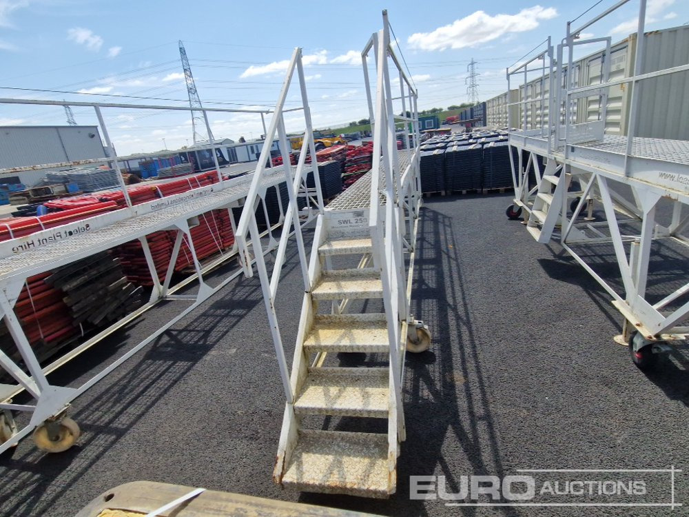 Equipo de construcción Grantham Fabrications 20' Wheeled 6 Step Access Platform: foto 6