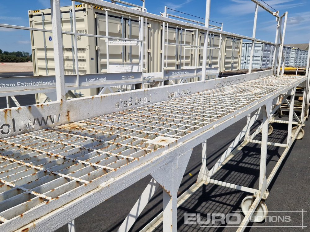 Equipo de construcción Grantham Fabrications 20' Wheeled 6 Step Access Platform: foto 10