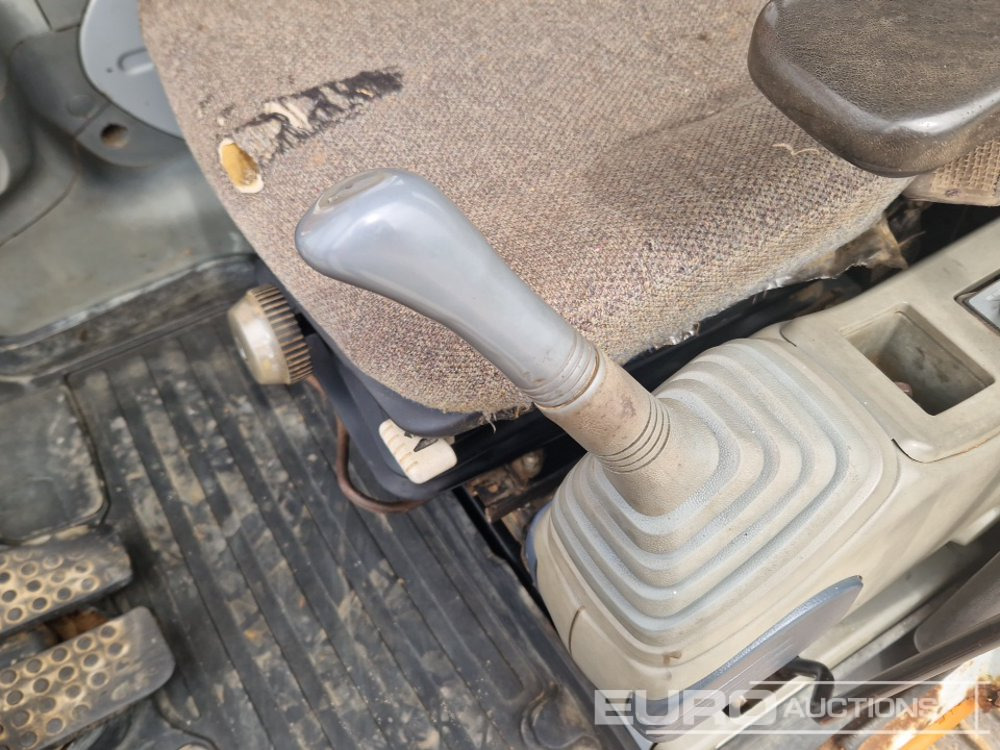 Excavadora de cadenas Hitachi EX135: foto 50
