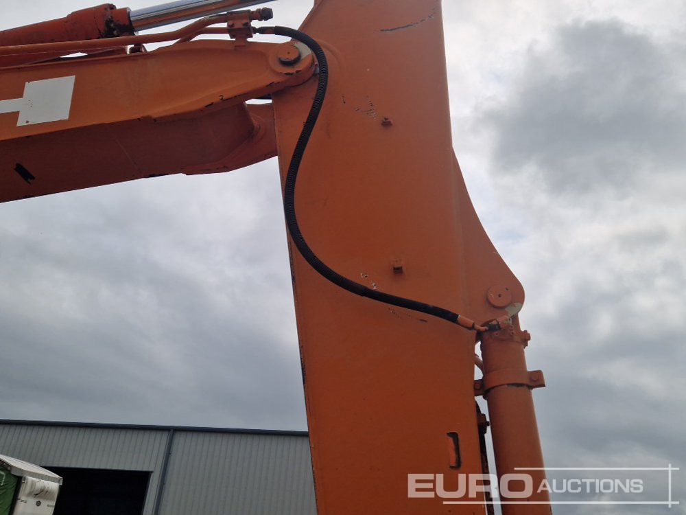 Excavadora de cadenas Hitachi EX135: foto 39