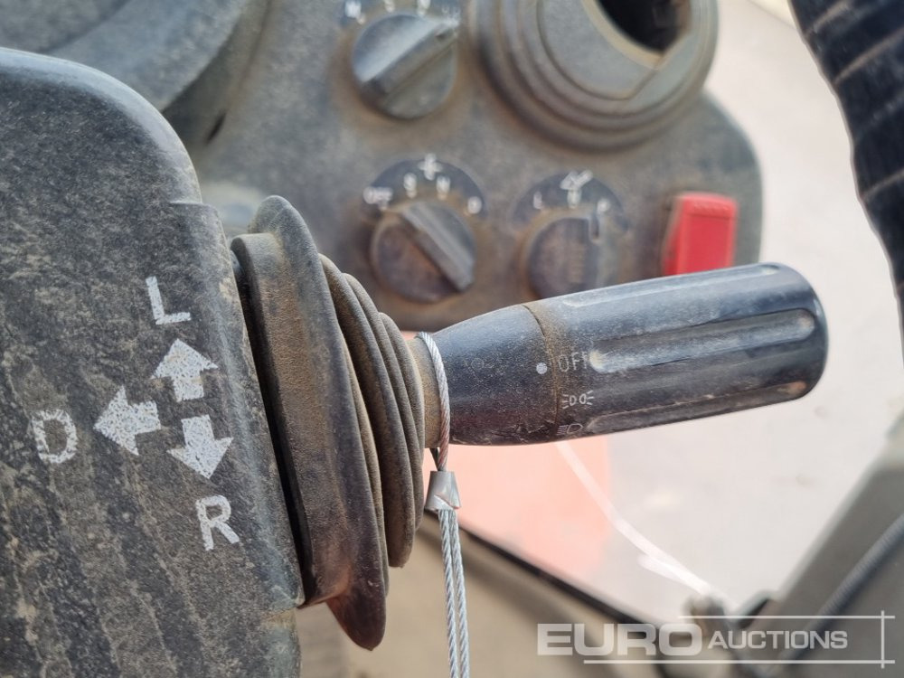 Cargadora de ruedas Hitachi ZW180: foto 33
