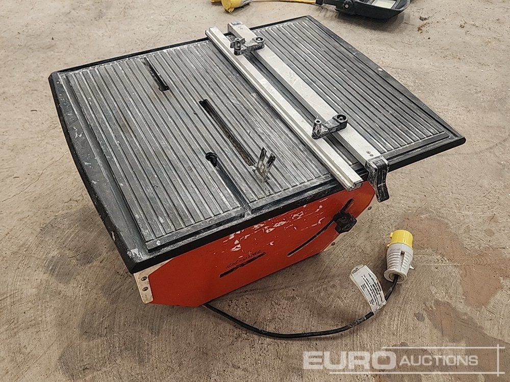 Husqvarna TS230F 110 Volt Tile Saw - Equipo de construcción: foto 2 Husqvarna TS230F 110 Volt Tile Saw - Equipo de construcción: foto 2
