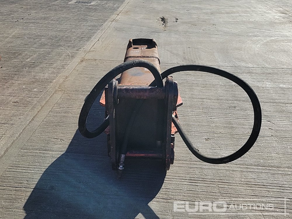 Hydraulic Breaker 80mm Pin to suit 20 Ton Excavator - Martillo hidráulico: foto 4 Hydraulic Breaker 80mm Pin to suit 20 Ton Excavator - Martillo hidráulico: foto 4