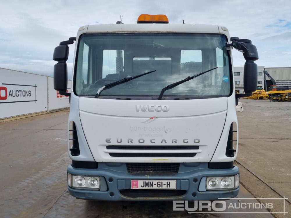 Cisterna camión Iveco 100E18: foto 8