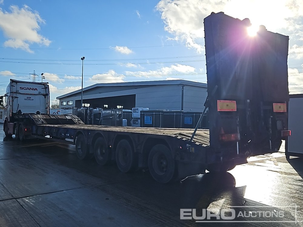 King 4 Axle Step Frame Low Loader Trailer, Neck Ramps, Out Riggers, Rear Steering, Hydraulic Fliptoe Ramps - Góndola rebajadas semirremolque: foto 4 King 4 Axle Step Frame Low Loader Trailer, Neck Ramps, Out Riggers, Rear Steering, Hydraulic Fliptoe Ramps - Góndola rebajadas semirremolque: foto 4