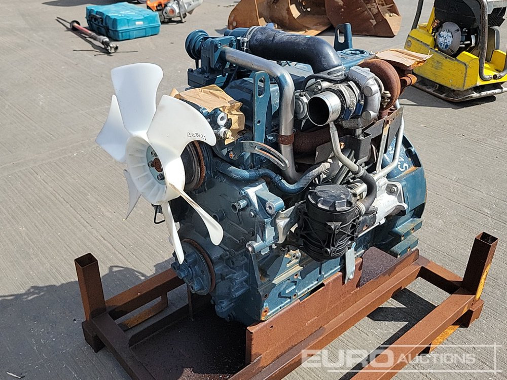 Kubota 4 Cylinder Engine - Motor: foto 1 Kubota 4 Cylinder Engine - Motor: foto 1