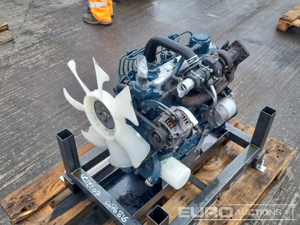 Kubota 4 Cylinder Engine - Motor: foto 1 Kubota 4 Cylinder Engine - Motor: foto 1