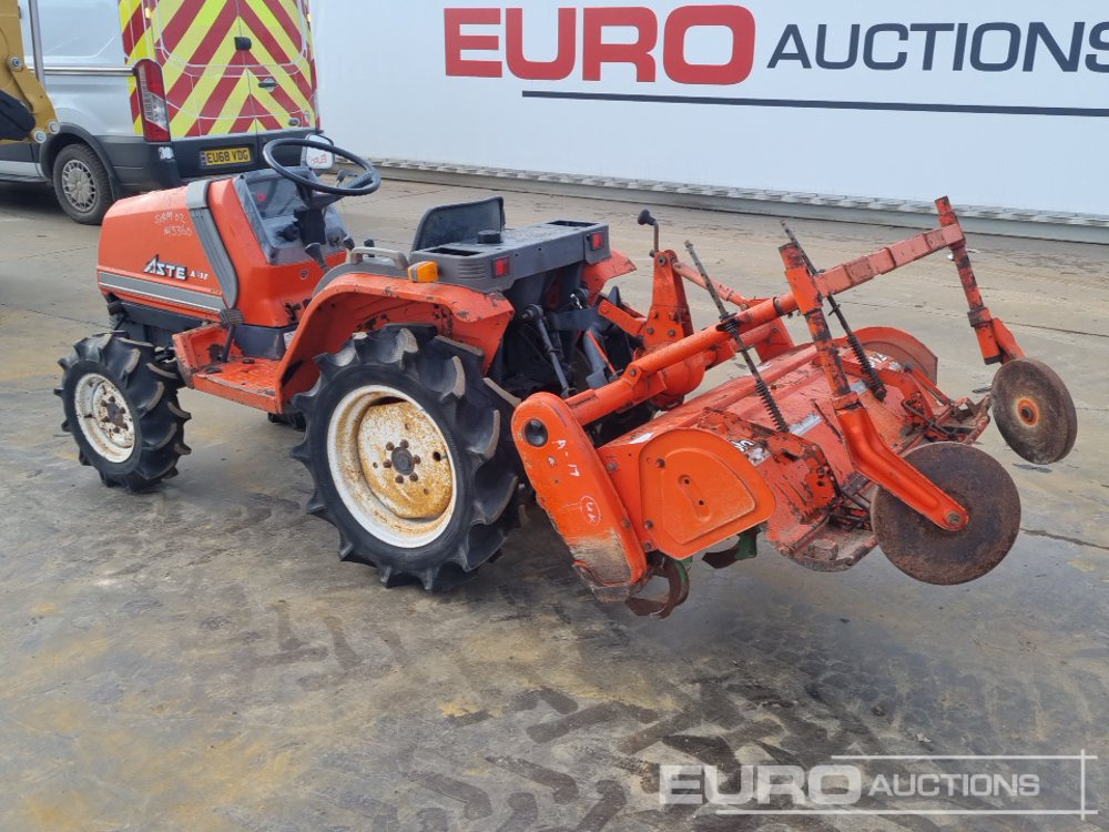Kubota A-17 - Tractor viñedo/ Frutero: foto 3 Kubota A-17 - Tractor viñedo/ Frutero: foto 3