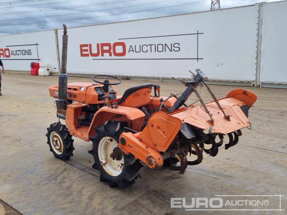 Kubota B1400 - Tractor viñedo/ Frutero: foto 3 Kubota B1400 - Tractor viñedo/ Frutero: foto 3