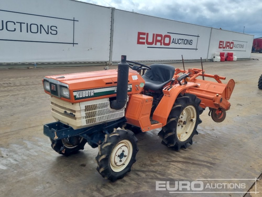 Kubota B1502 - Tractor viñedo/ Frutero: foto 1 Kubota B1502 - Tractor viñedo/ Frutero: foto 1