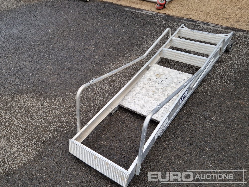 Lyte 4 Tread Aluminium Podium Step Ladder - Equipo de construcción: foto 5 Lyte 4 Tread Aluminium Podium Step Ladder - Equipo de construcción: foto 5