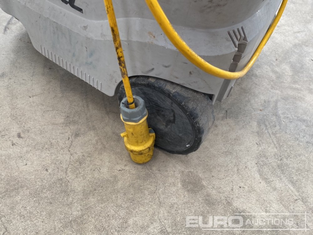 Equipo de construcción Makita VC4210MX1 110 Volt Dust Extractor: foto 10
