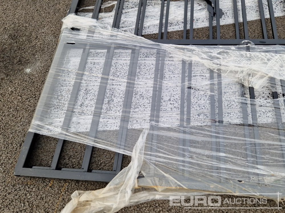 Maquinaria agrícola Unused 14' Driveway Gates: foto 12