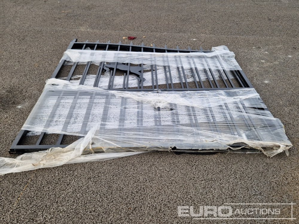 Maquinaria agrícola Unused 14' Driveway Gates: foto 9
