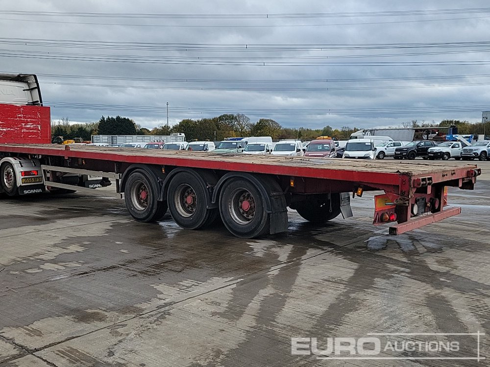 Montracon Tri Axle Flat Bed Trailer - Semirremolque plataforma/ Caja abierta: foto 3 Montracon Tri Axle Flat Bed Trailer - Semirremolque plataforma/ Caja abierta: foto 3