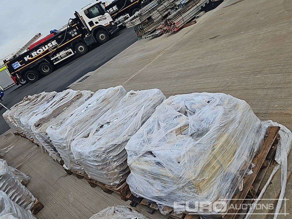 Pallet of Welding Wire (9 of) - Equipo de construcción: foto 1 Pallet of Welding Wire (9 of) - Equipo de construcción: foto 1