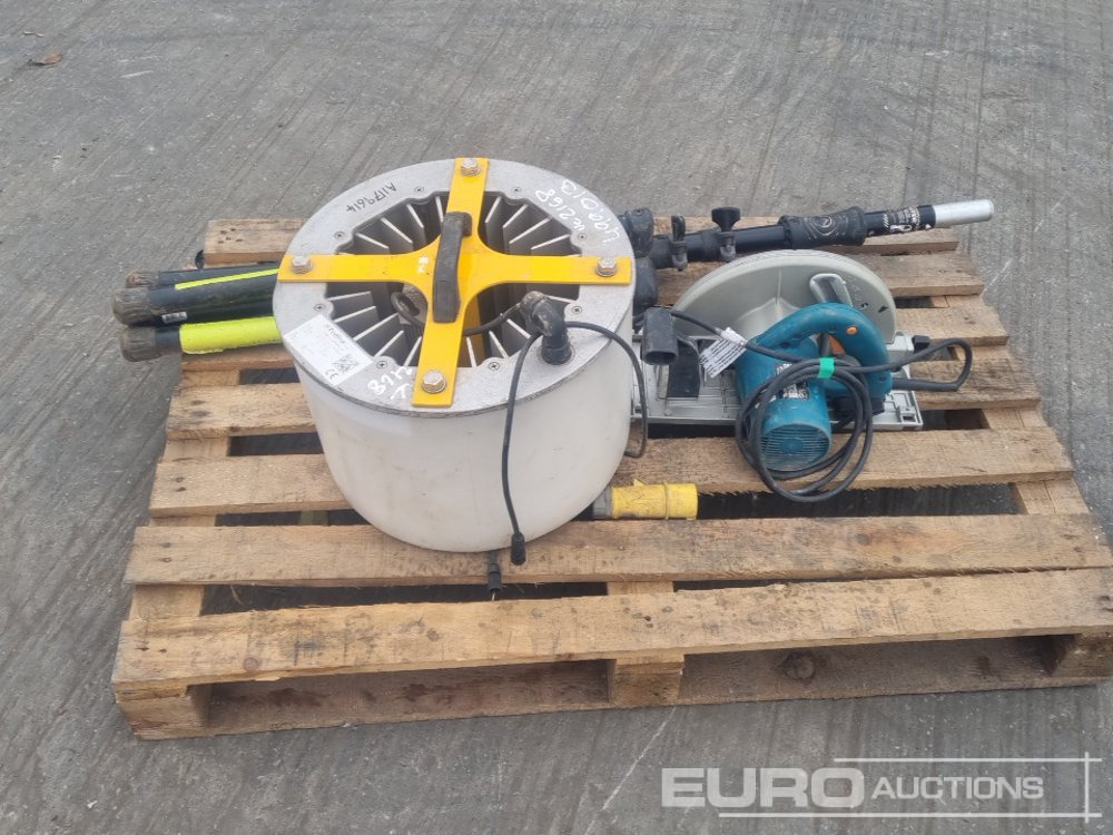 Podlite 110Volt LED Work Light & Tripod Stand, Makita 5903 110Volt Circular Saw - Equipo de construcción: foto 4 Podlite 110Volt LED Work Light & Tripod Stand, Makita 5903 110Volt Circular Saw - Equipo de construcción: foto 4