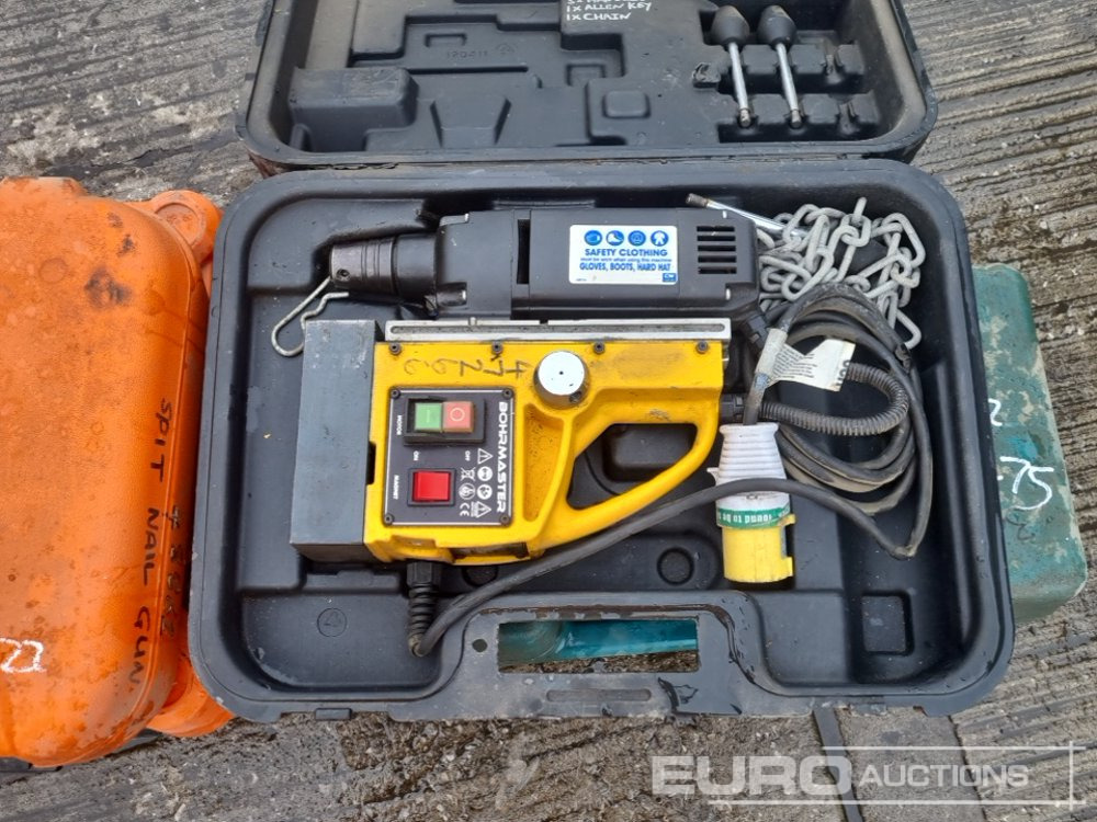 Equipo de construcción Radio Cable Detector (5 of), Bosch 110Volt Grinder, Bohrmaster 110Volt Mag Drill, Spitfire P370 Nail Gun, Paslode IM350+ Battery Nail Gun, Tiger APT-0600 6 Ton Adjustable Trolley: foto 24