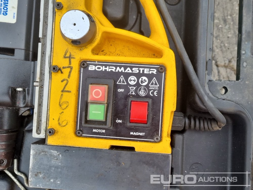 Equipo de construcción Radio Cable Detector (5 of), Bosch 110Volt Grinder, Bohrmaster 110Volt Mag Drill, Spitfire P370 Nail Gun, Paslode IM350+ Battery Nail Gun, Tiger APT-0600 6 Ton Adjustable Trolley: foto 25