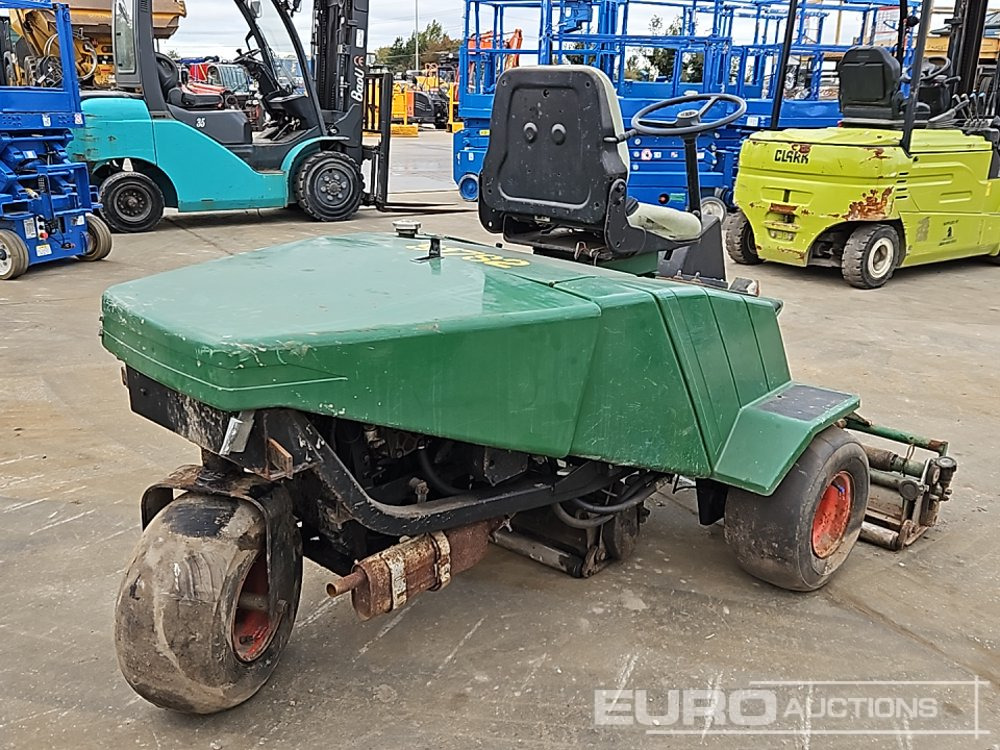 Ransomes 3 Gang Petrol Ride on Lawnmower (Non Runner) - Cortacésped: foto 5 Ransomes 3 Gang Petrol Ride on Lawnmower (Non Runner) - Cortacésped: foto 5