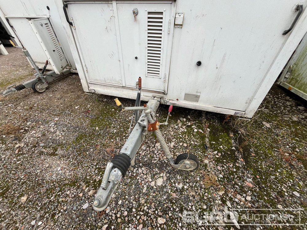 Single Axle Welfare Unit, Toilet, Drying Room, 3.3kVA Generator (Sold Off Site, Situated at Lyncastle Rd, Barleycastle Trading Estate, Warrington WA4 4RE, Contact James Turner 0044 7796 615 692 For Mo - Contenedor marítimo: foto 2 Single Axle Welfare Unit, Toilet, Drying Room, 3.3kVA Generator (Sold Off Site, Situated at Lyncastle Rd, Barleycastle Trading Estate, Warrington WA4 4RE, Contact James Turner 0044 7796 615 692 For Mo - Contenedor marítimo: foto 2