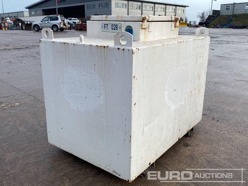 Steel Static Fuel Bowser, 12 Volt Pump - Tanque de almacenamiento: foto 5 Steel Static Fuel Bowser, 12 Volt Pump - Tanque de almacenamiento: foto 5