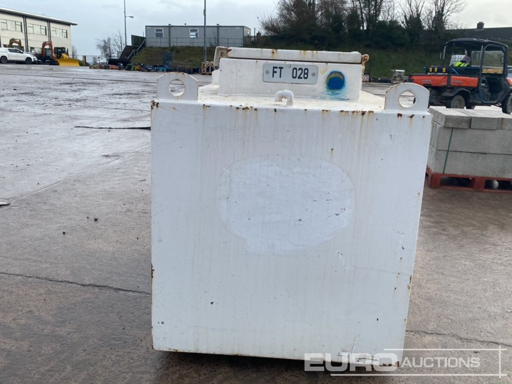 Steel Static Fuel Bowser, 12 Volt Pump - Tanque de almacenamiento: foto 4 Steel Static Fuel Bowser, 12 Volt Pump - Tanque de almacenamiento: foto 4