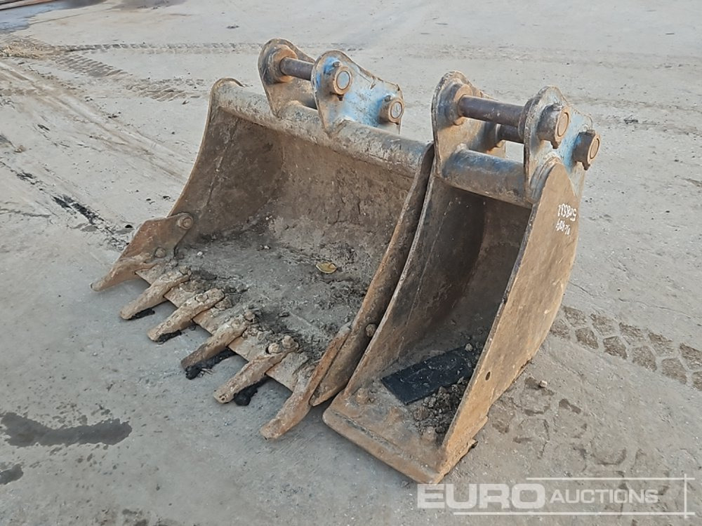 Strickland 12", 36" Digging Bucket 45mm Pin to suit 4-6 Ton Excavator - Cazo: foto 1 Strickland 12", 36" Digging Bucket 45mm Pin to suit 4-6 Ton Excavator - Cazo: foto 1