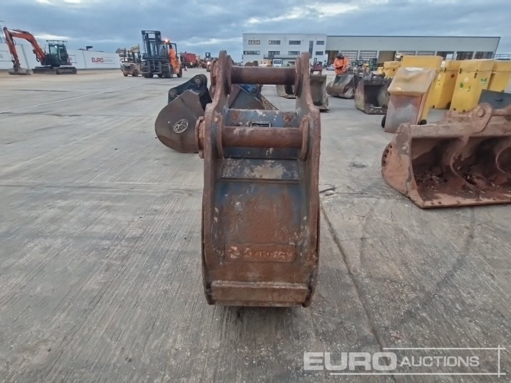 Strickland 24" Digging Bucket 80mm Pin to suit 20 Ton Excavator - Cazo: foto 4 Strickland 24" Digging Bucket 80mm Pin to suit 20 Ton Excavator - Cazo: foto 4