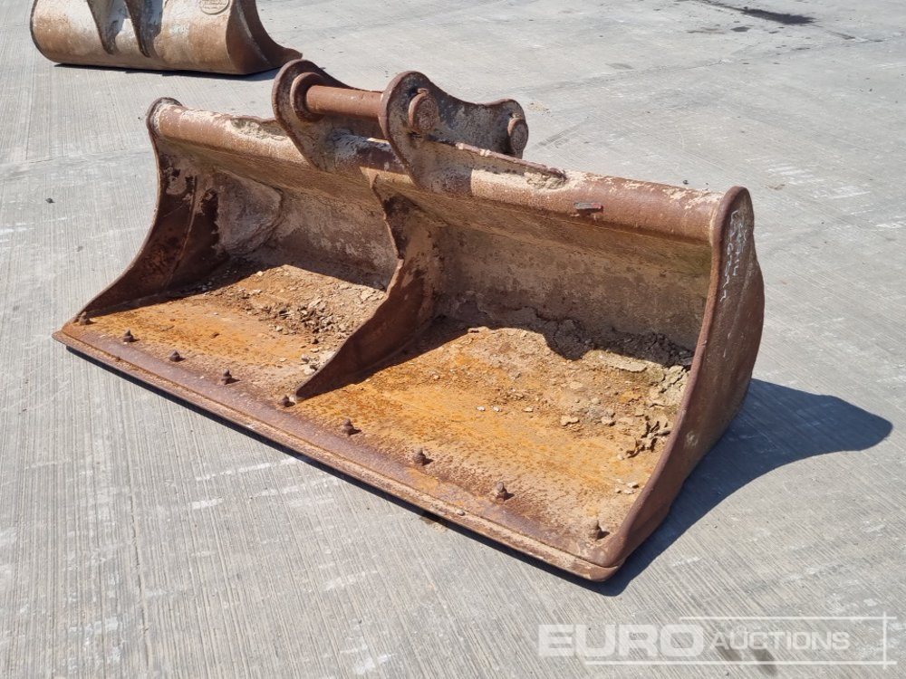 Strickland 72" Ditching Bucket 65mm Pin to suit 13 Ton Excavator - Cazo: foto 1 Strickland 72" Ditching Bucket 65mm Pin to suit 13 Ton Excavator - Cazo: foto 1