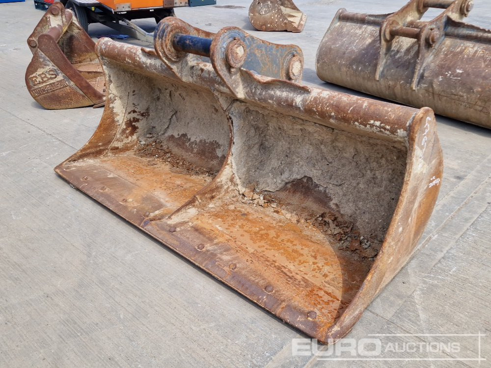 Strickland 84" Ditching Bucket 80mm Pin to suit 20 Ton Excavator - Cazo: foto 1 Strickland 84" Ditching Bucket 80mm Pin to suit 20 Ton Excavator - Cazo: foto 1