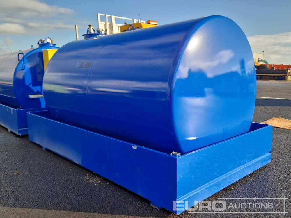Unused 2025 Emiliana Serbatoi TF9/50 9000 Litre Fuel Tank, Meter, 240 Volt Pump - Tanque de almacenamiento: foto 3 Unused 2025 Emiliana Serbatoi TF9/50 9000 Litre Fuel Tank, Meter, 240 Volt Pump - Tanque de almacenamiento: foto 3