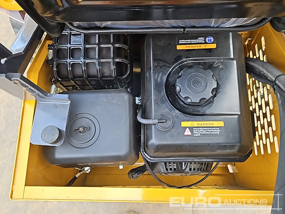 Minicargadora Unused 2025 Newrick ZW480: foto 22