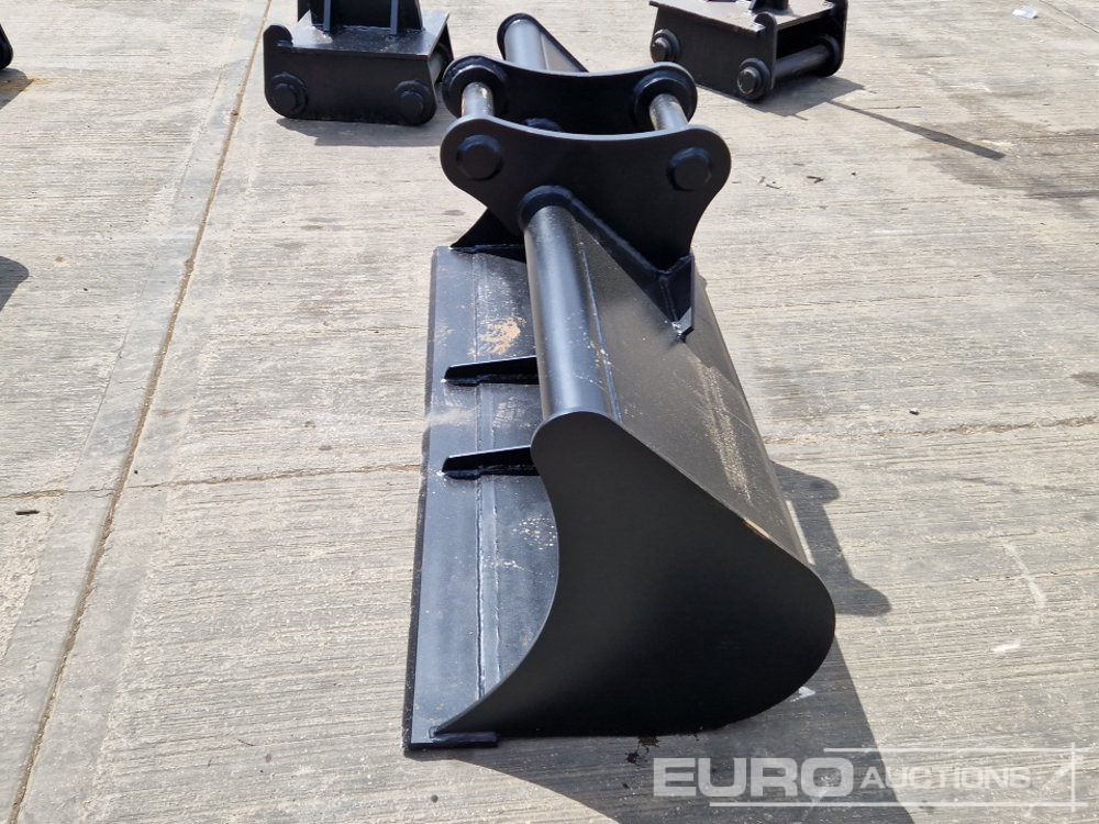 Unused 70" Ditching Bucket 65mm Pin to suit 13 Ton Excavator - Cazo: foto 2 Unused 70" Ditching Bucket 65mm Pin to suit 13 Ton Excavator - Cazo: foto 2