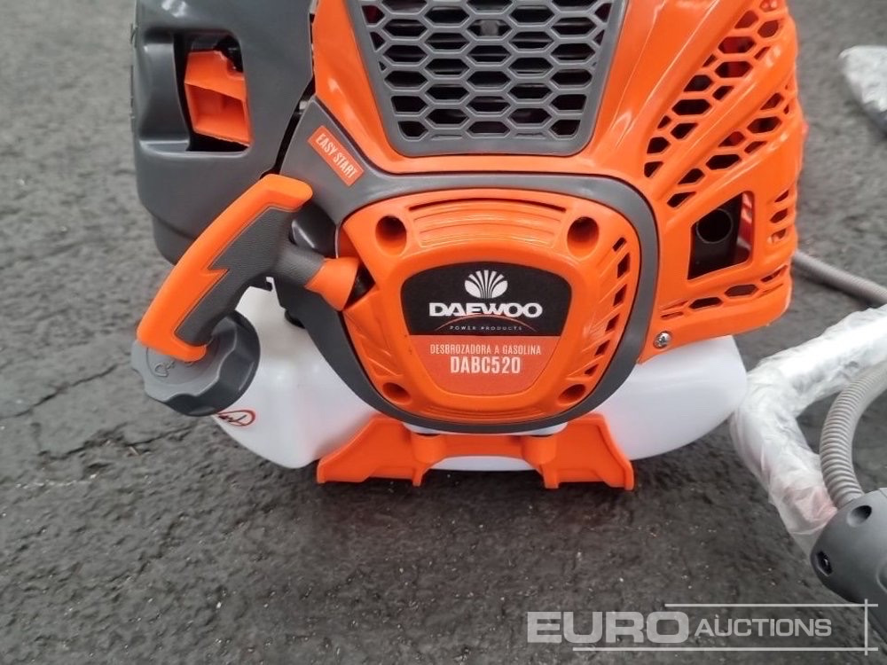 Equipo de taller Unused Daewoo DABC520AV Petrol Strimmer: foto 8
