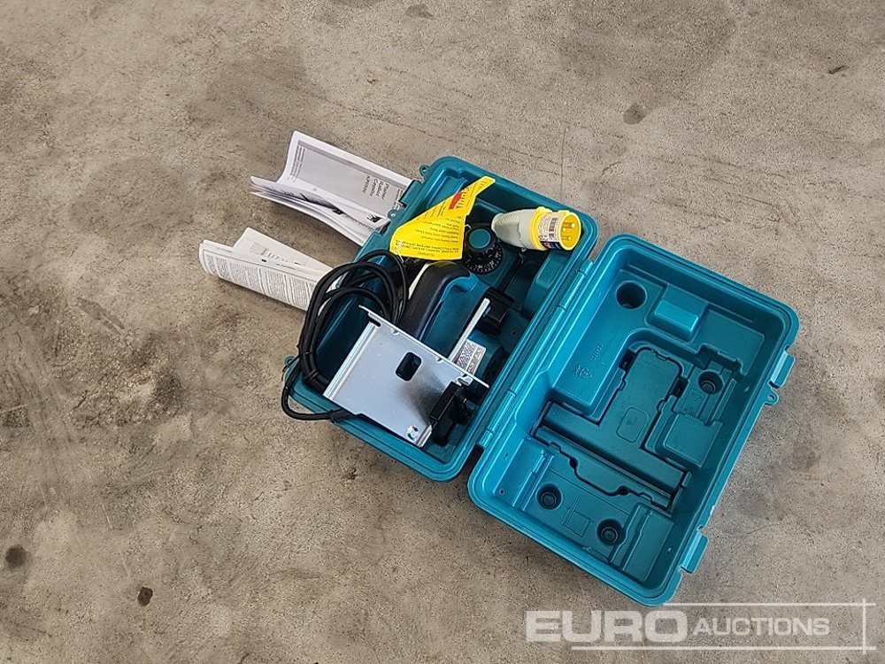 Unused Makita KP0800 110v Planer - Equipo de construcción: foto 2 Unused Makita KP0800 110v Planer - Equipo de construcción: foto 2