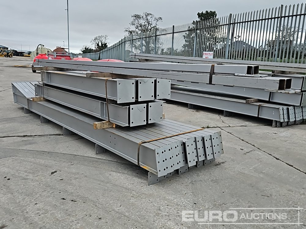 Unused Steel Frame Building 80' x 40' x 12', 4no 20’ Bays. 12.5° Roof Pitch. Purlin Cleats Spaced To Accept Fibre Cement Or Steel Roof Sheets, 2no Roof Brace Bars And 2no Side Brace Bars 80 X 80 X 4sh - Casa contenedor: foto 1 Unused Steel Frame Building 80' x 40' x 12', 4no 20’ Bays. 12.5° Roof Pitch. Purlin Cleats Spaced To Accept Fibre Cement Or Steel Roof Sheets, 2no Roof Brace Bars And 2no Side Brace Bars 80 X 80 X 4sh - Casa contenedor: foto 1