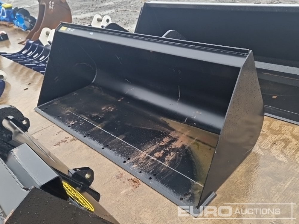 Unused Strickland 90" Loading Bucket to suit Manitou Telehandler - Cazo: foto 1 Unused Strickland 90" Loading Bucket to suit Manitou Telehandler - Cazo: foto 1