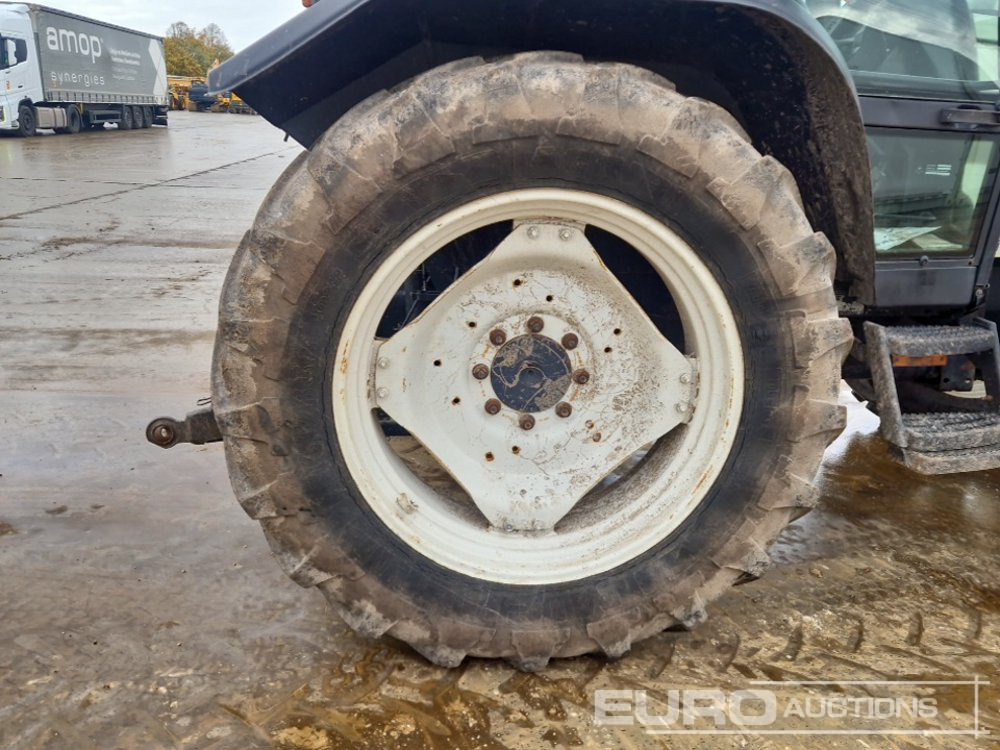 Tractor Valtra 6400: foto 11 Tractor Valtra 6400: foto 11