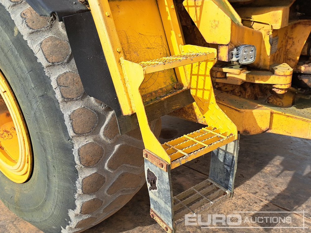 Dúmper articulado Volvo A25C: foto 16