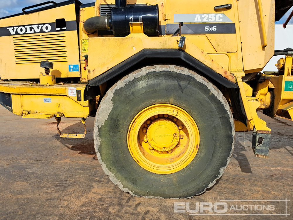 Dúmper articulado Volvo A25C: foto 9