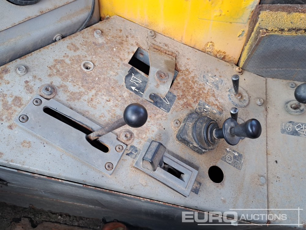 Dúmper articulado Volvo A25C: foto 47