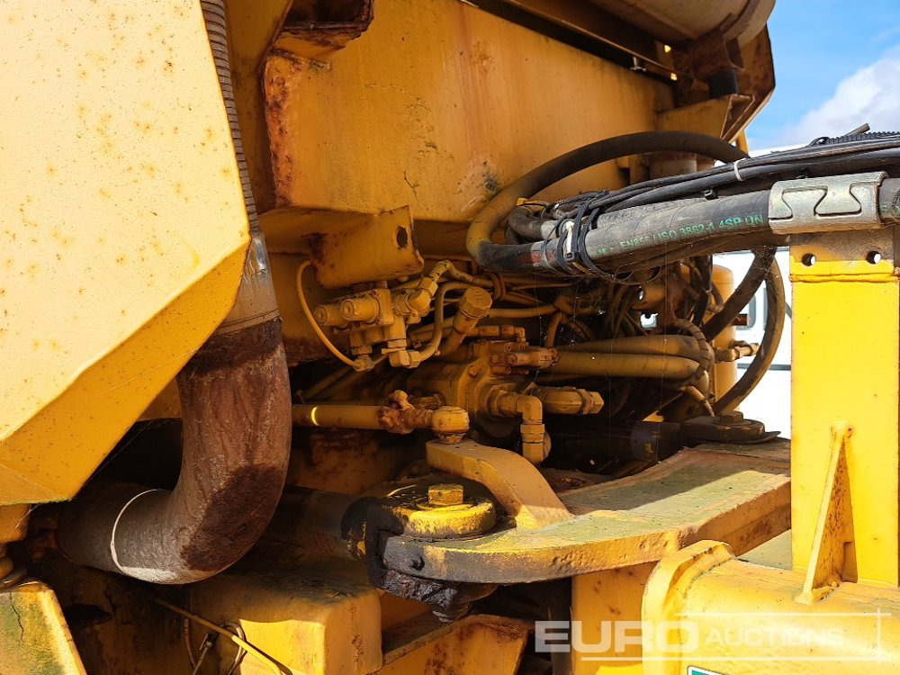 Dúmper articulado Volvo A25C: foto 18
