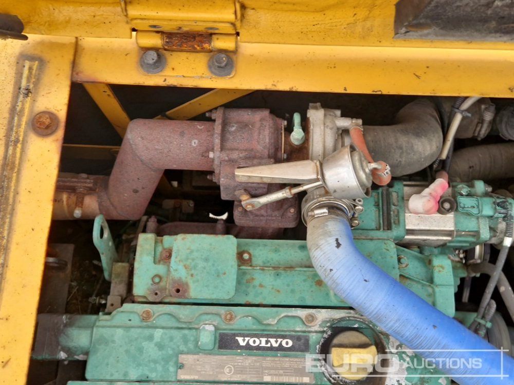 Excavadora de cadenas Volvo EC140CL: foto 33