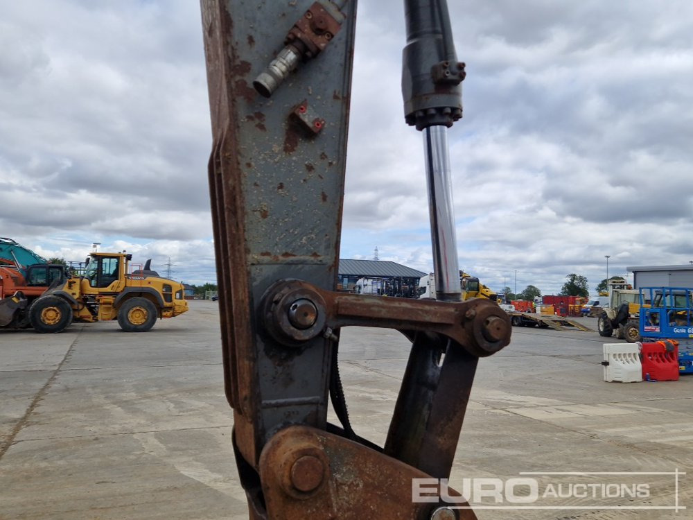 Excavadora de cadenas Volvo EC140CL: foto 29